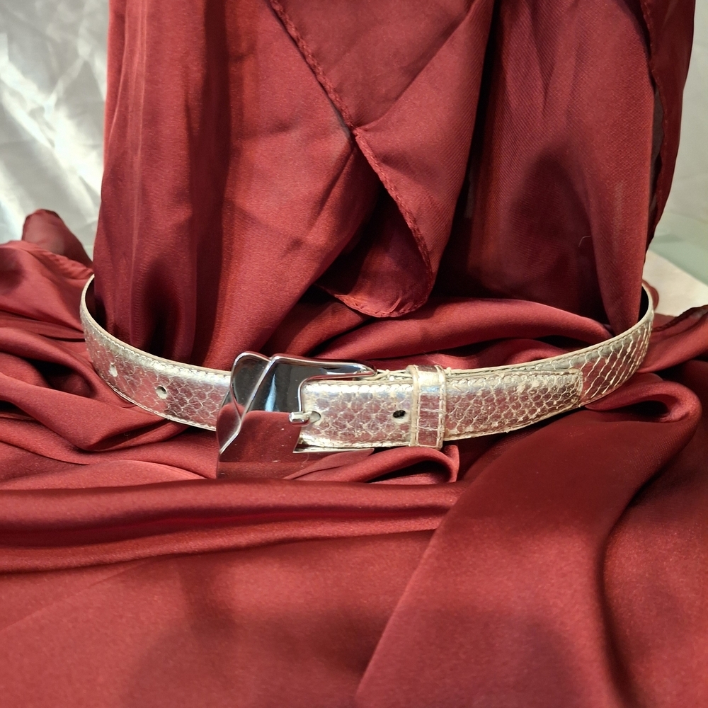 Magid Shimmering Silver Genuine Snakeskin Women's Belt Sz S Nwot
